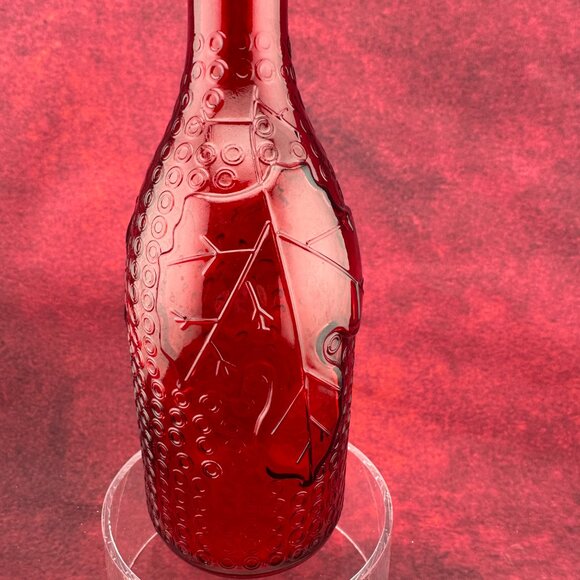 HOLIDAY ROUND GLASS DECORATING RED BOTTLE RAISED LEAVES AND GRAPES DESIGN W CORK - Picture 3 of 6